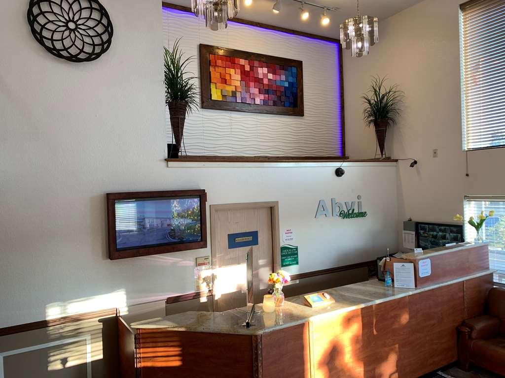 Americas Best Value Inn Lynnwood Beltér fotó