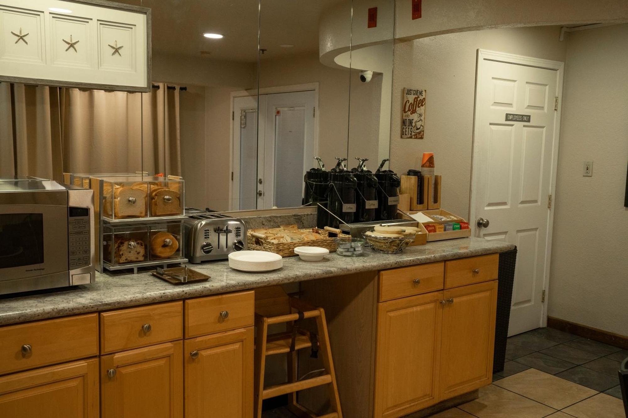 Americas Best Value Inn Lynnwood Kültér fotó