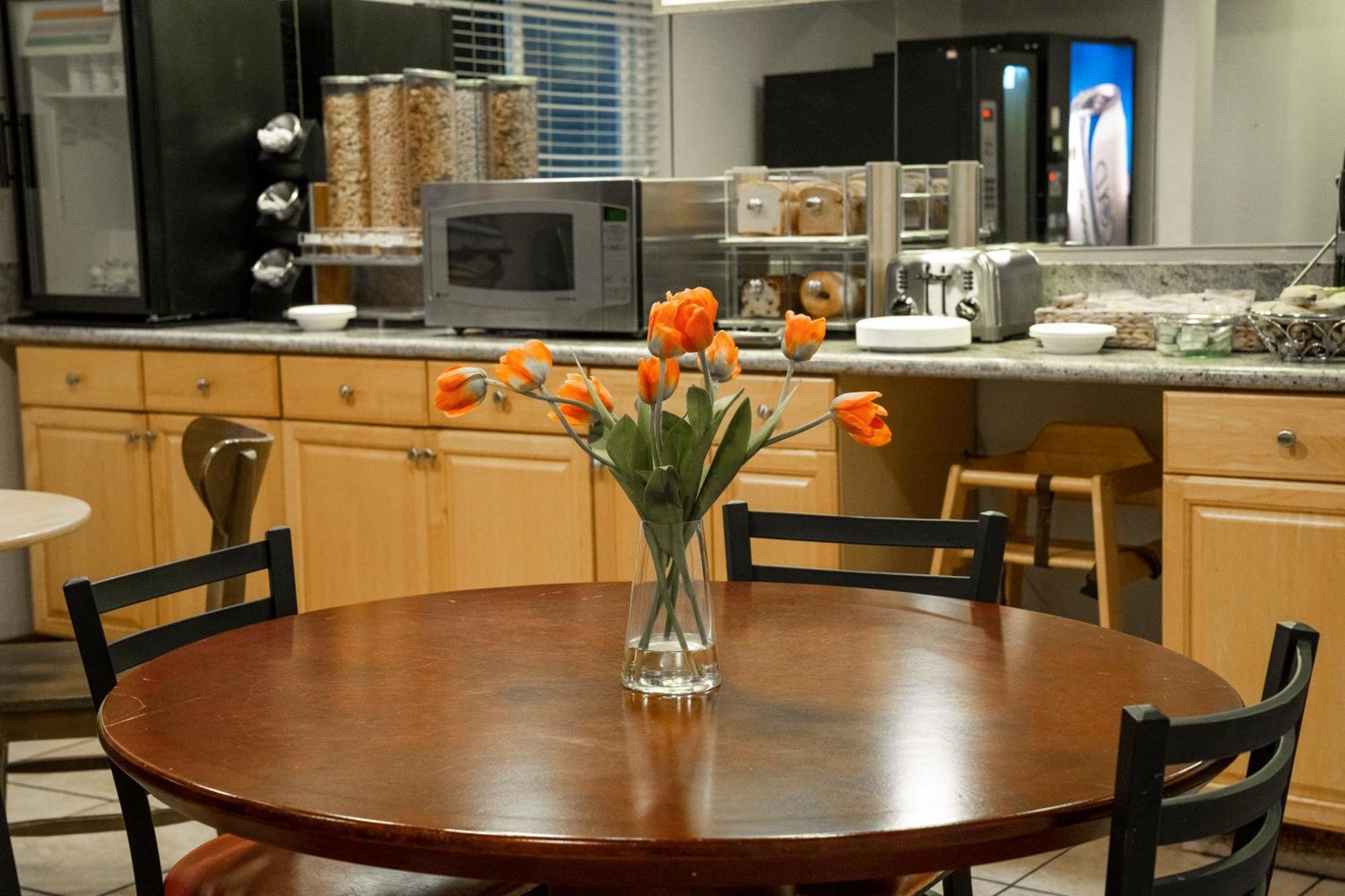 Americas Best Value Inn Lynnwood Kültér fotó