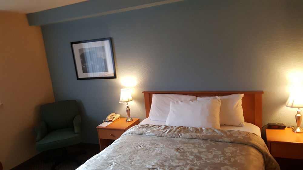 Americas Best Value Inn Lynnwood Kültér fotó